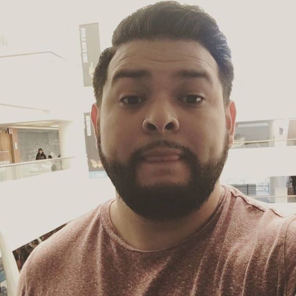 Meet your Posher, Javier - Picture 1 of 1